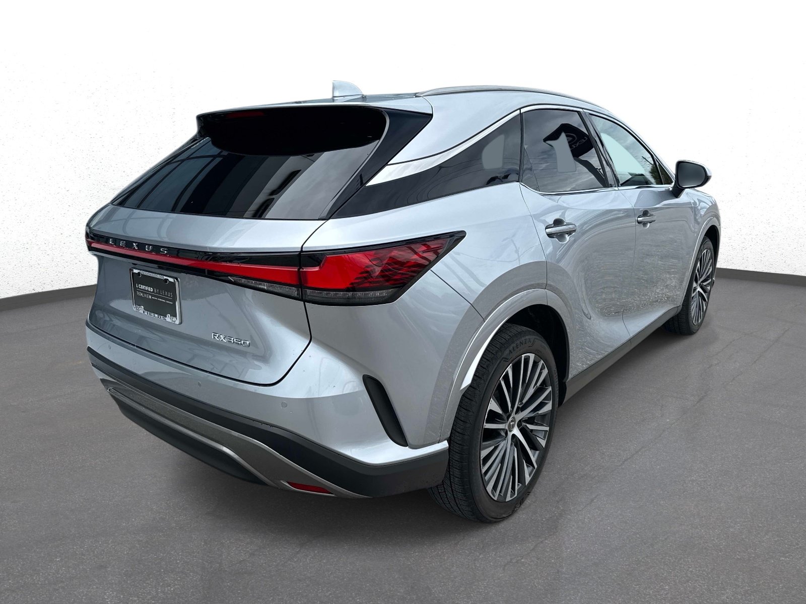 Used 2025 Lexus RX 350 Premium Plus w/ Accessory Package (Z1) FWD image 3