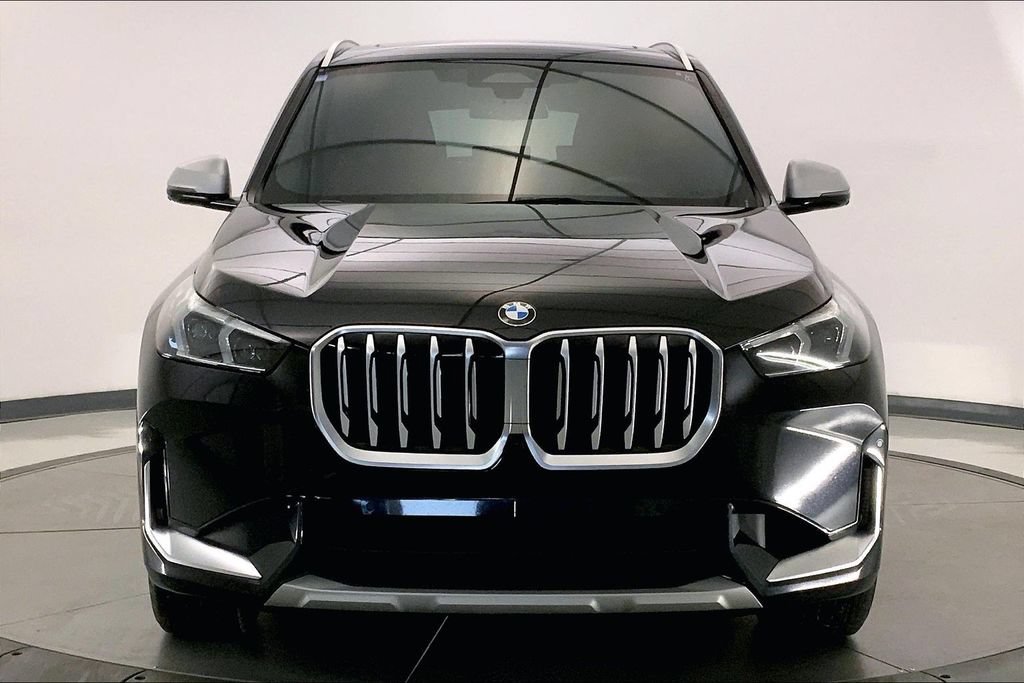 Certified 2023 BMW X1 xDrive28i w/ Premium Package AWD/4WD image 2