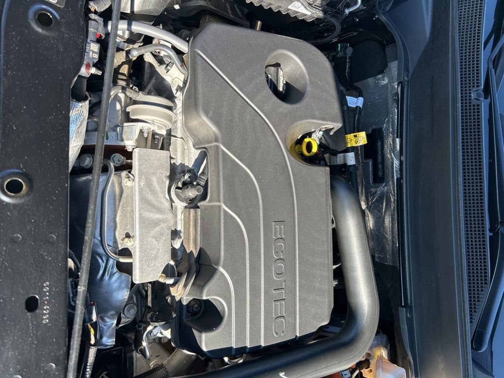 Used 2025 Chevrolet Equinox LT w/ Convenience Package II FWD image 4