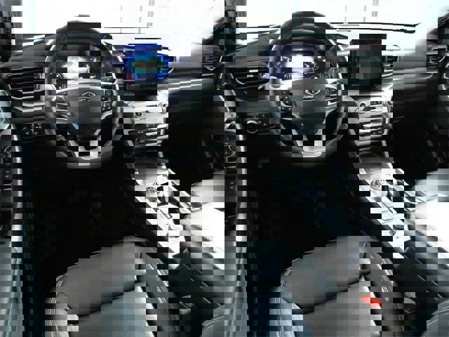 Certified 2023 Ford Explorer XLT image 4