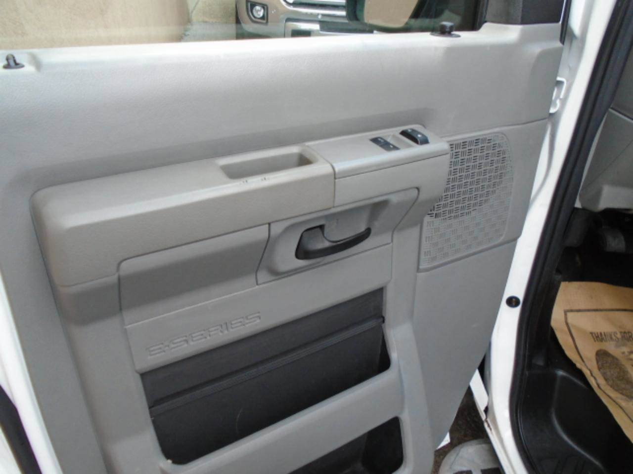 Used 2013 Ford E-250 and Econoline 250 w/ PWR Group RWD image 24