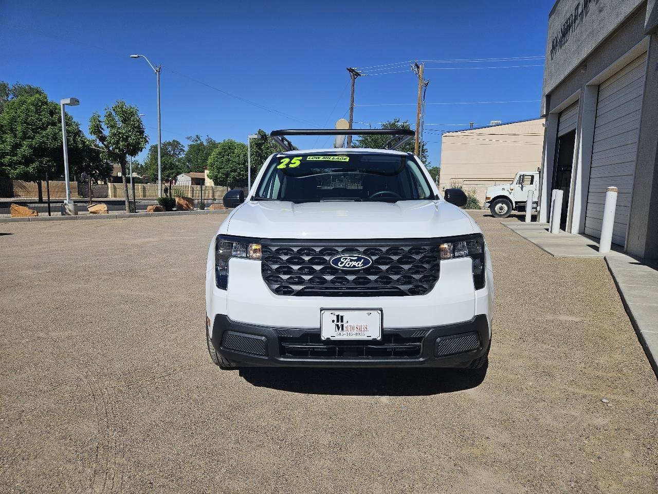 Used 2025 Ford Maverick XL w/ Equipment Group 102A AWD/4WD image 4