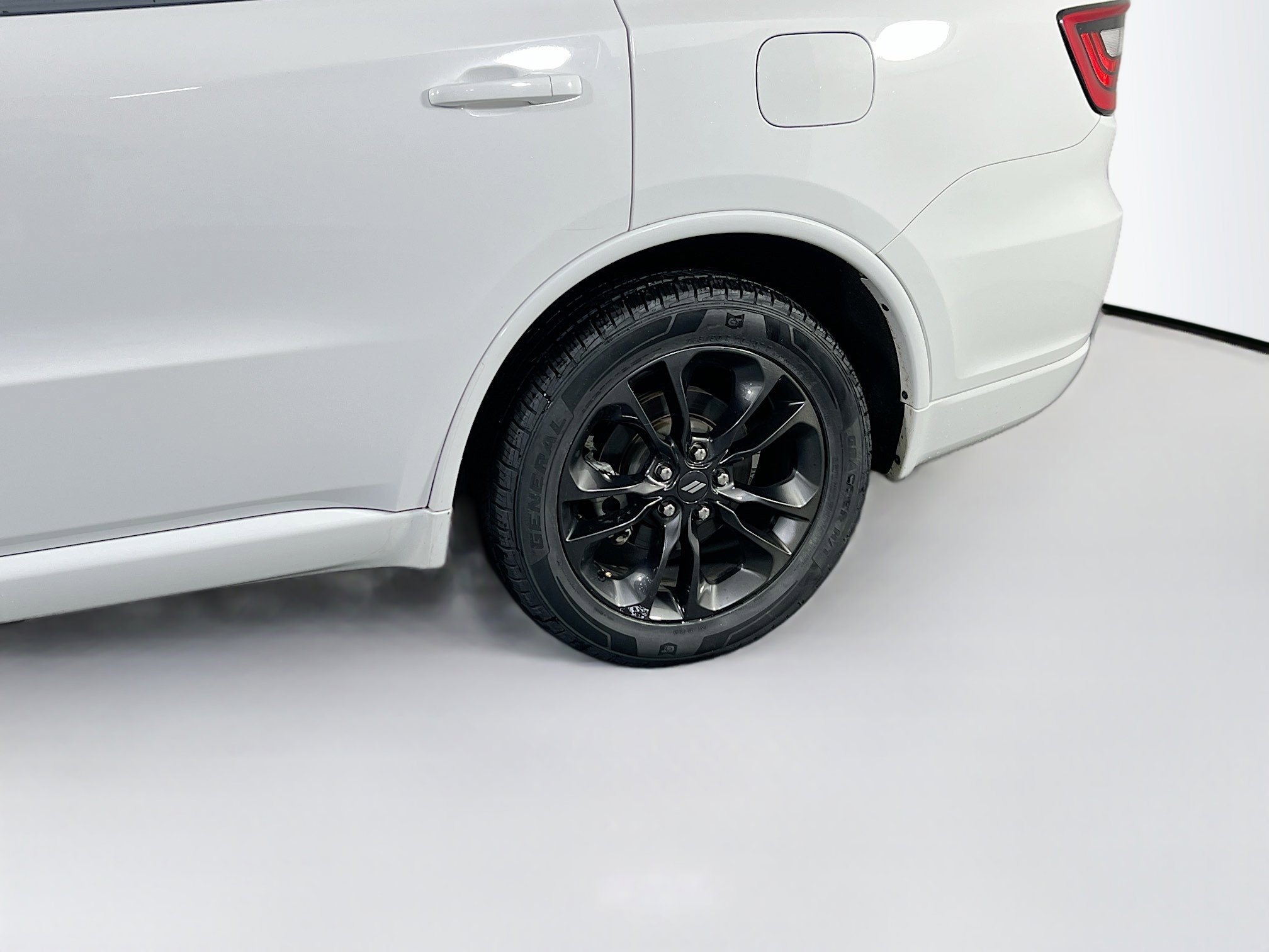 Used 2022 Dodge Durango R/T w/ Blacktop Package image 31