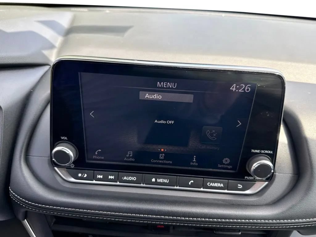 Used 2024 Nissan Rogue S FWD image 21