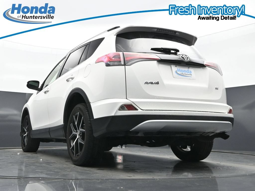 Used 2016 Toyota RAV4 SE FWD image 32