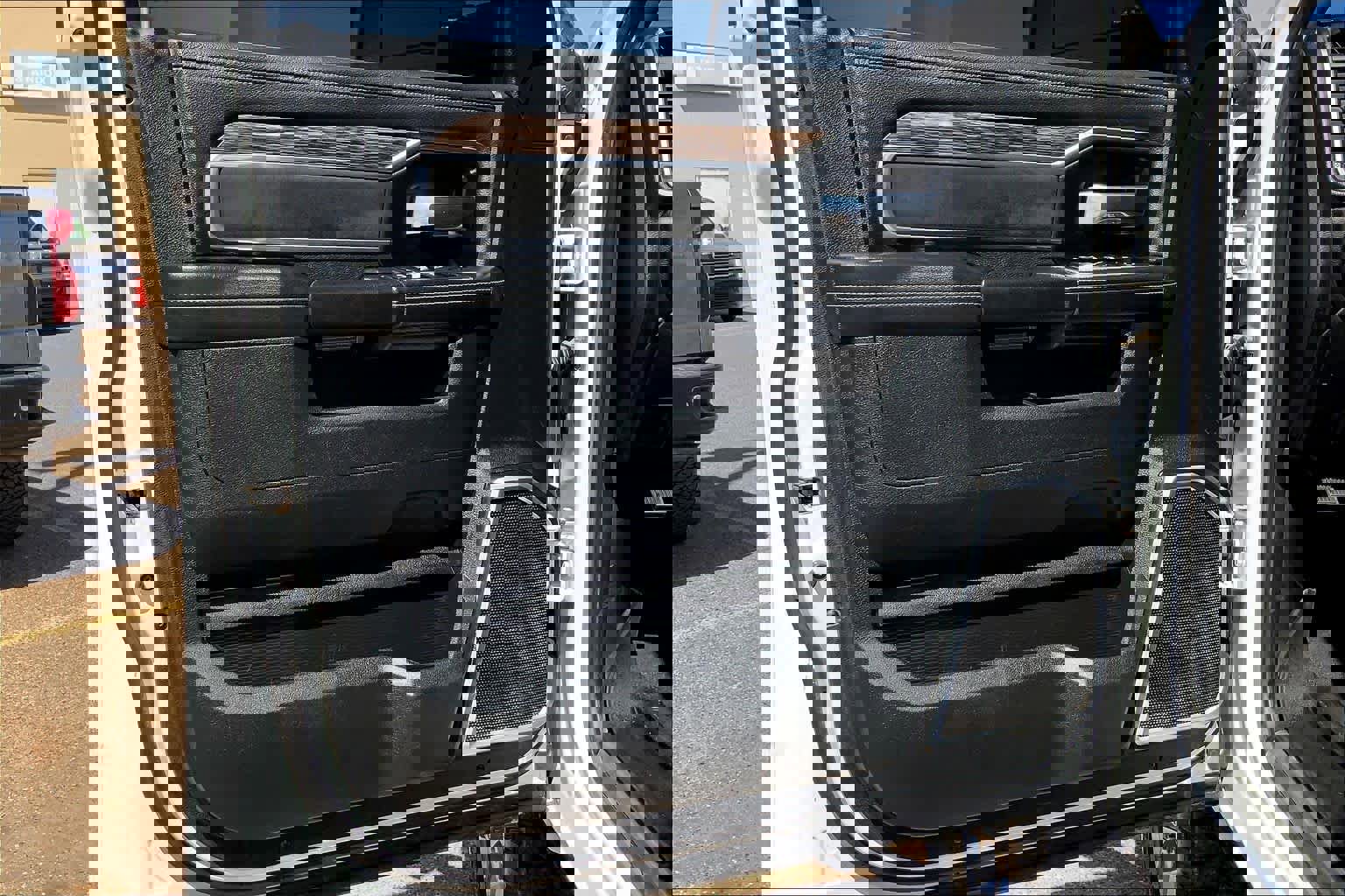 Used 2021 RAM 2500 Laramie w/ Chrome Appearance Group image 22