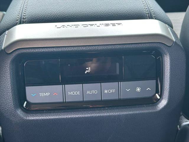 Certified 2026 Toyota Land Cruiser w/ Premium Package AWD/4WD image 24