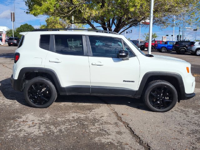 Used 2023 Jeep Renegade Altitude AWD/4WD image 6