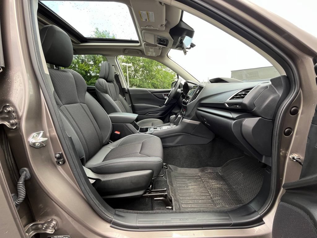 Used 2023 Subaru Forester Premium AWD/4WD image 21