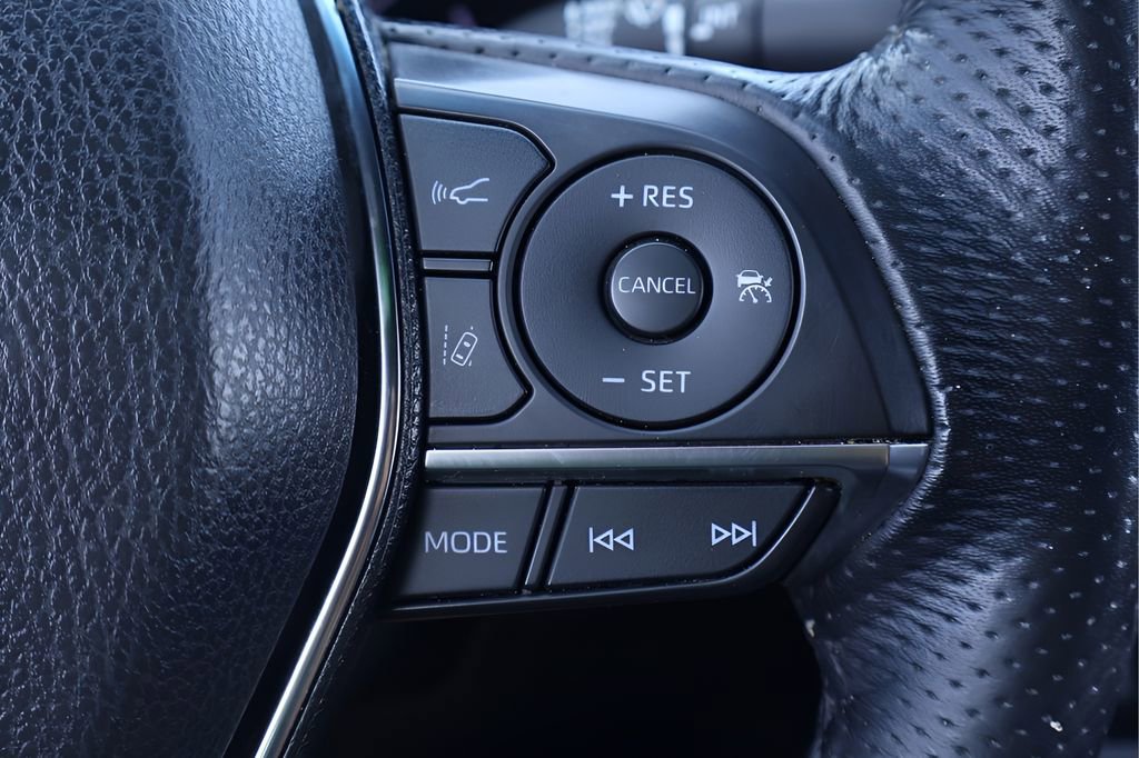 Certified 2019 Toyota Avalon XSE image 18