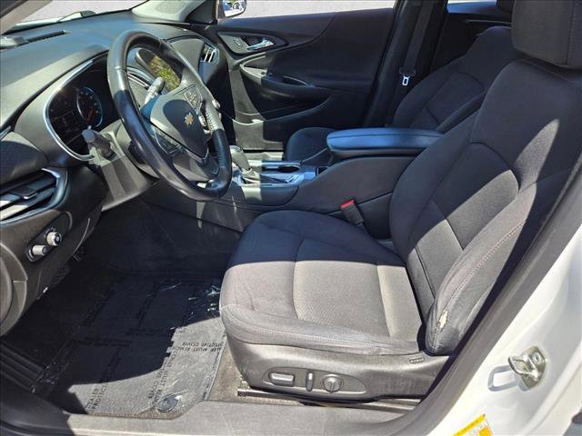 Used 2018 Chevrolet Malibu LT FWD image 15