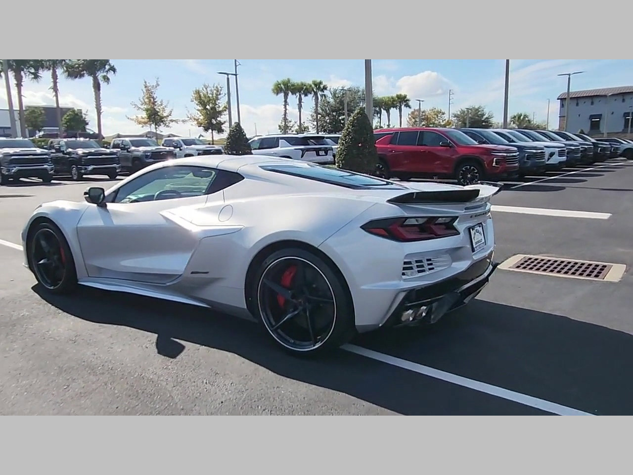 New 2026 Chevrolet Corvette E-Ray image 21