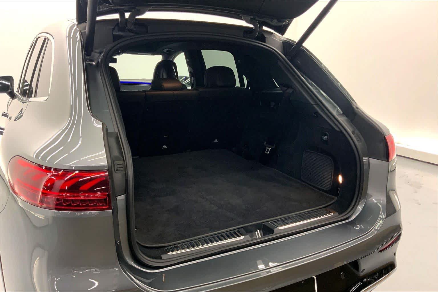 Used 2023 Mercedes-Benz EQS 450+ SUV image 16