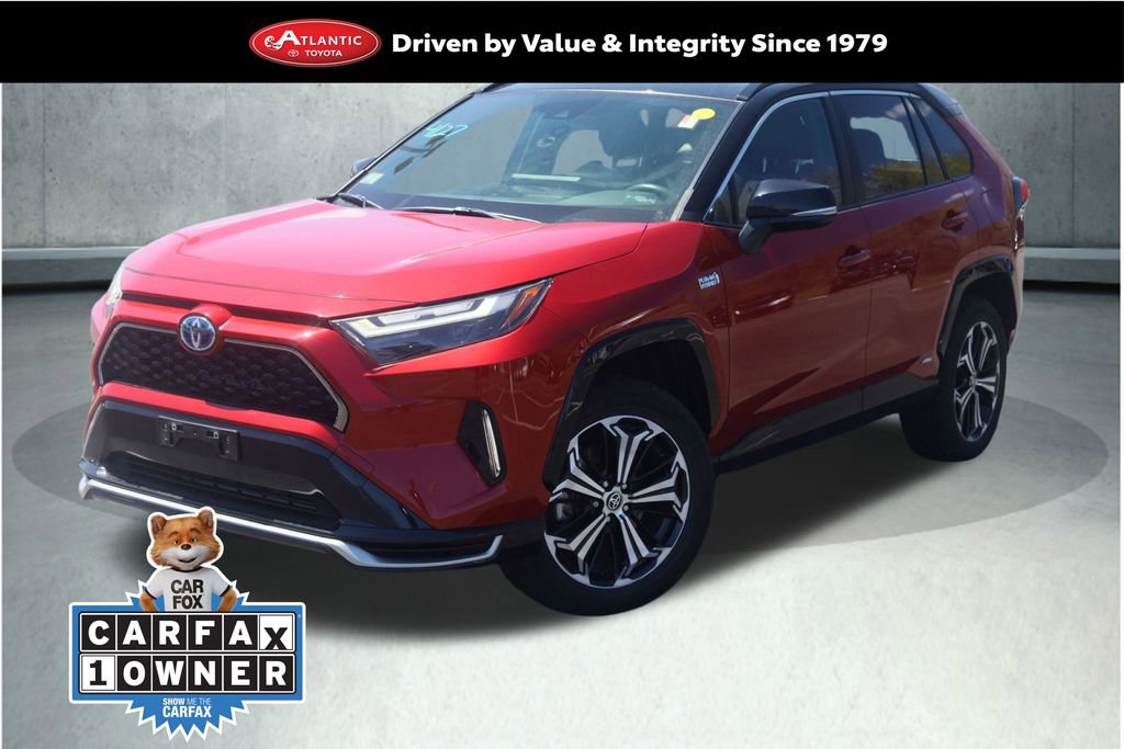 Used 2024 Toyota RAV4 XSE w/ Weather Package AWD/4WD image 1