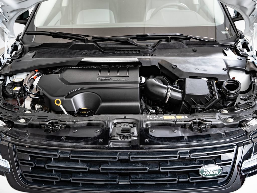Used 2025 Land Rover Range Rover Evoque Dynamic SE AWD/4WD image 45