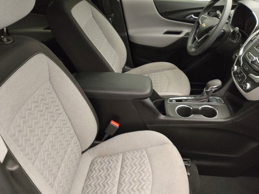 Used 2022 Chevrolet Equinox LS image 21