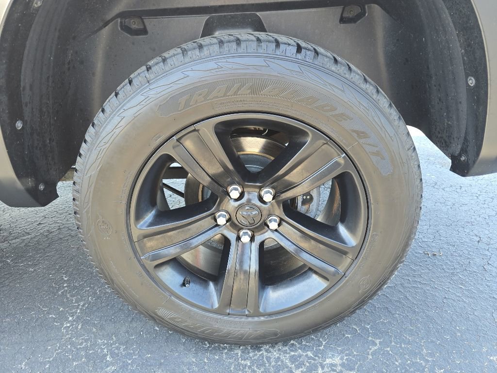 Used 2022 RAM 1500 Classic Warlock w/ Electronics Group AWD/4WD image 40