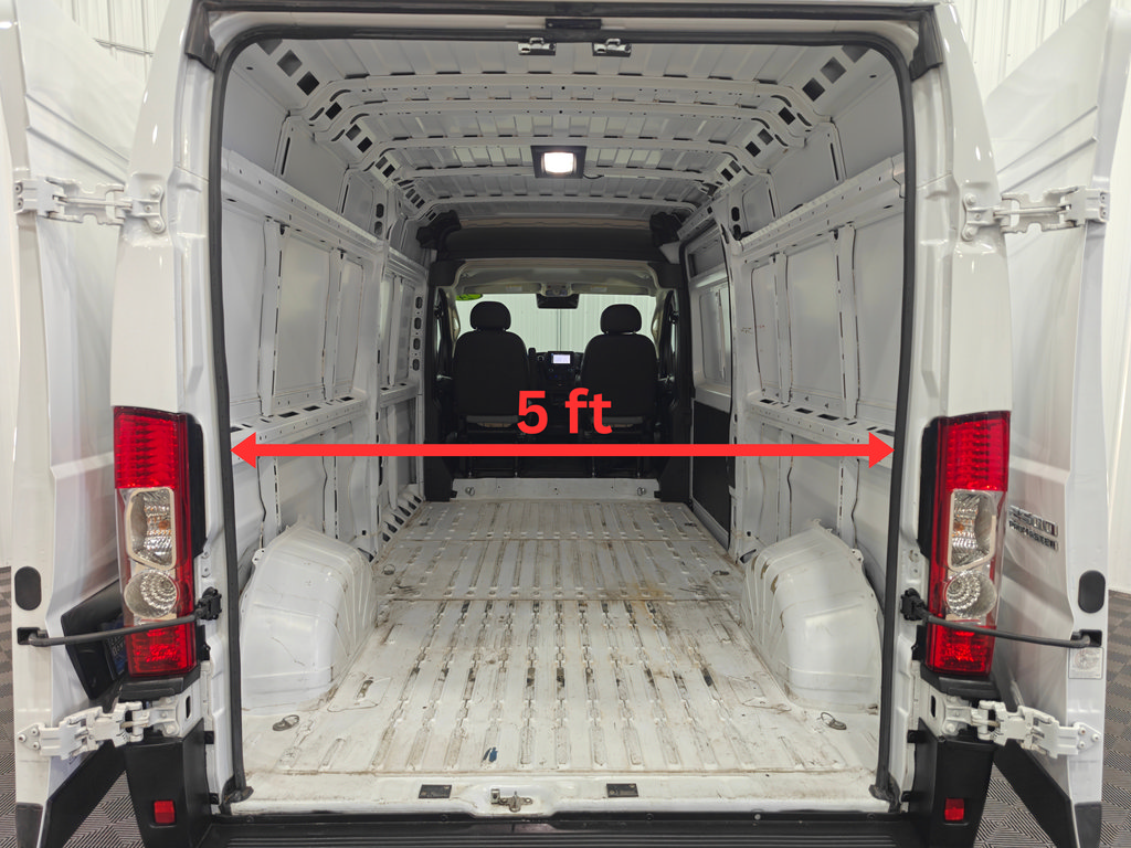 Used 2024 RAM ProMaster 2500 w/ Convenience Group FWD image 24