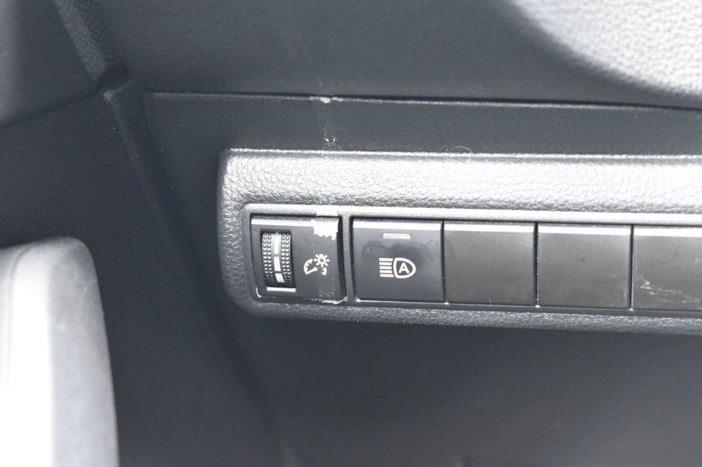 Used 2024 Toyota Corolla LE image 37