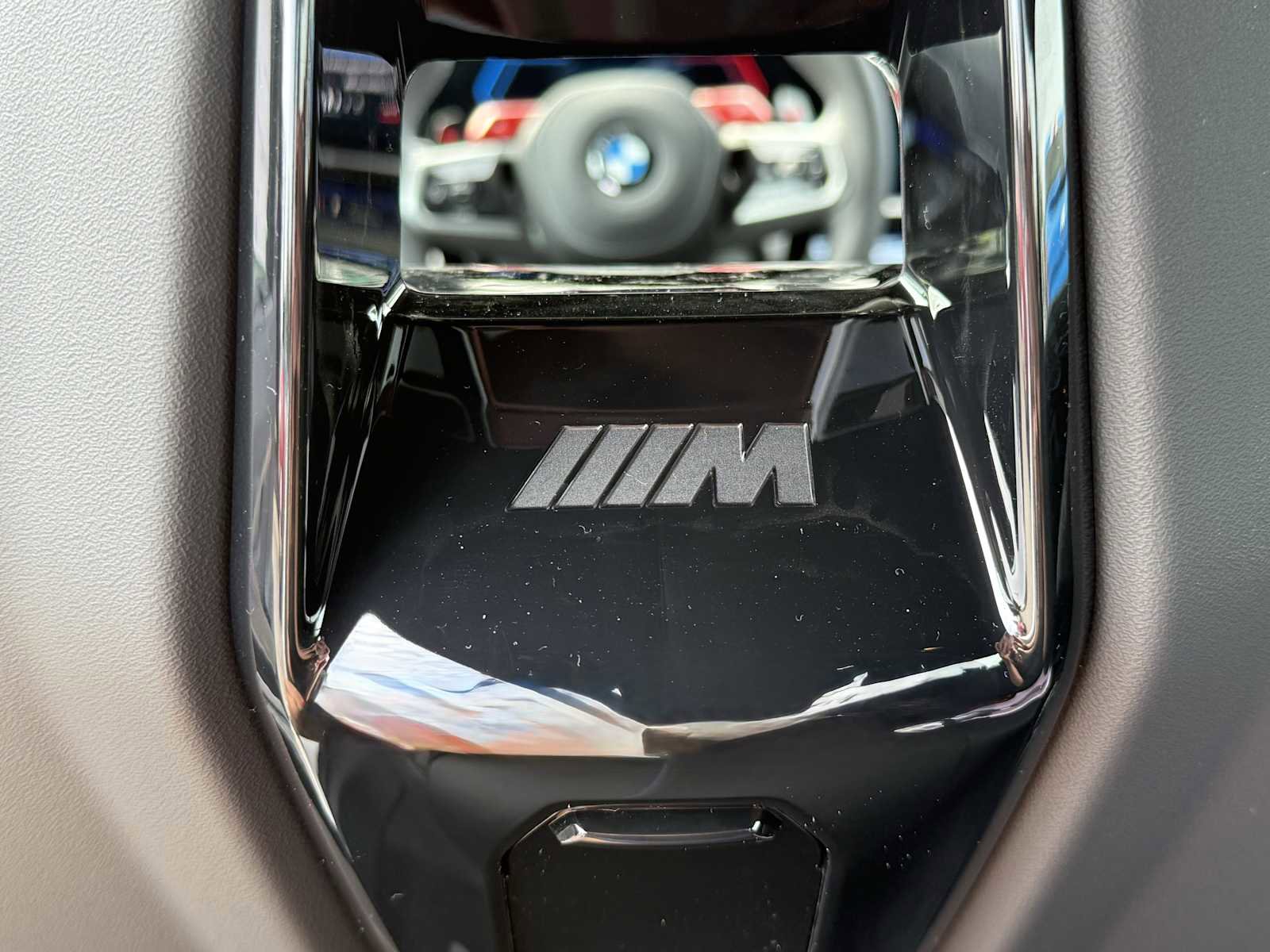 New 2026 BMW M5 w/ Executive Package image 35