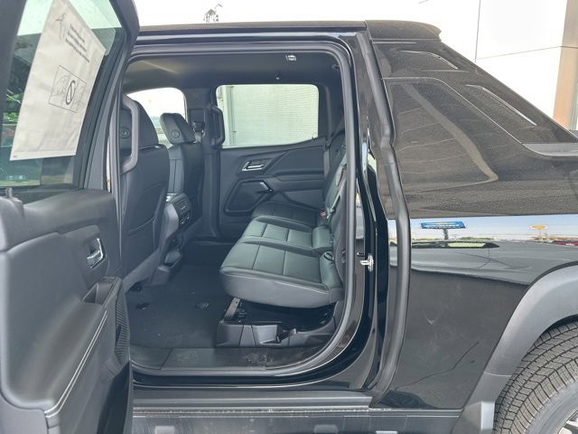 New 2025 Chevrolet Silverado EV LT w/ LT Premium Package image 30