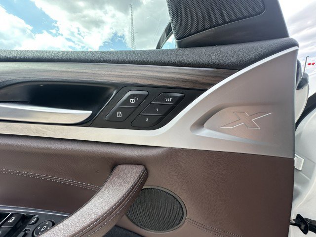 Used 2019 BMW X3 sDrive30i w/ Premium Package image 21