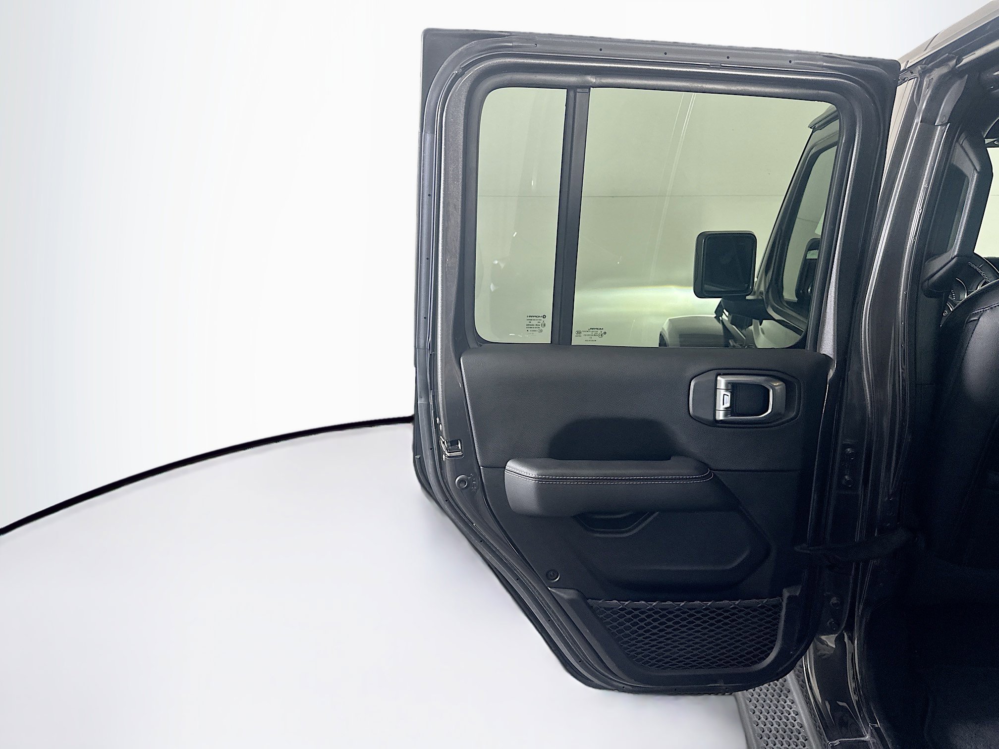 Used 2022 Jeep Wrangler Sahara w/ Cold Weather Group image 26