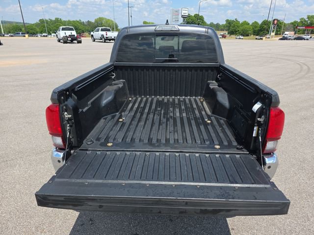 Used 2019 Toyota Tacoma SR5 RWD image 9