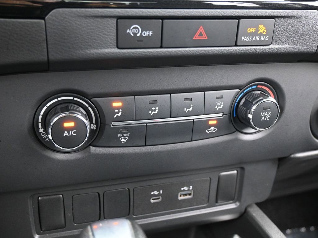 Used 2024 Nissan Frontier SV image 19