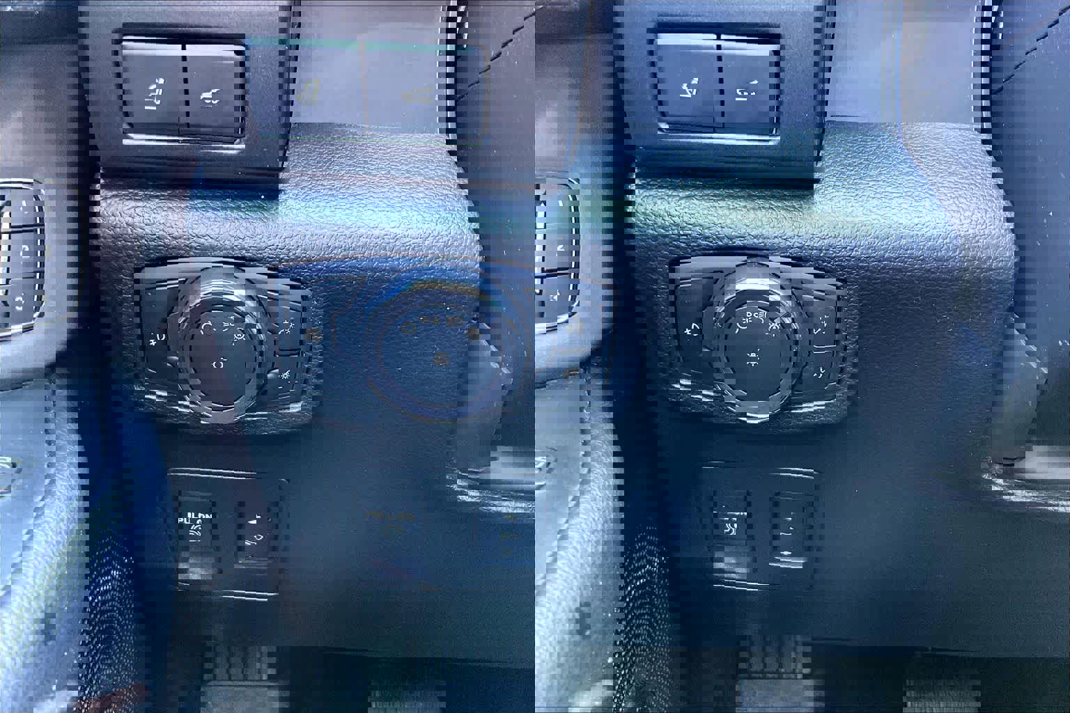 Used 2018 Ford Expedition Limited w/ Equipment Group 301A image 33