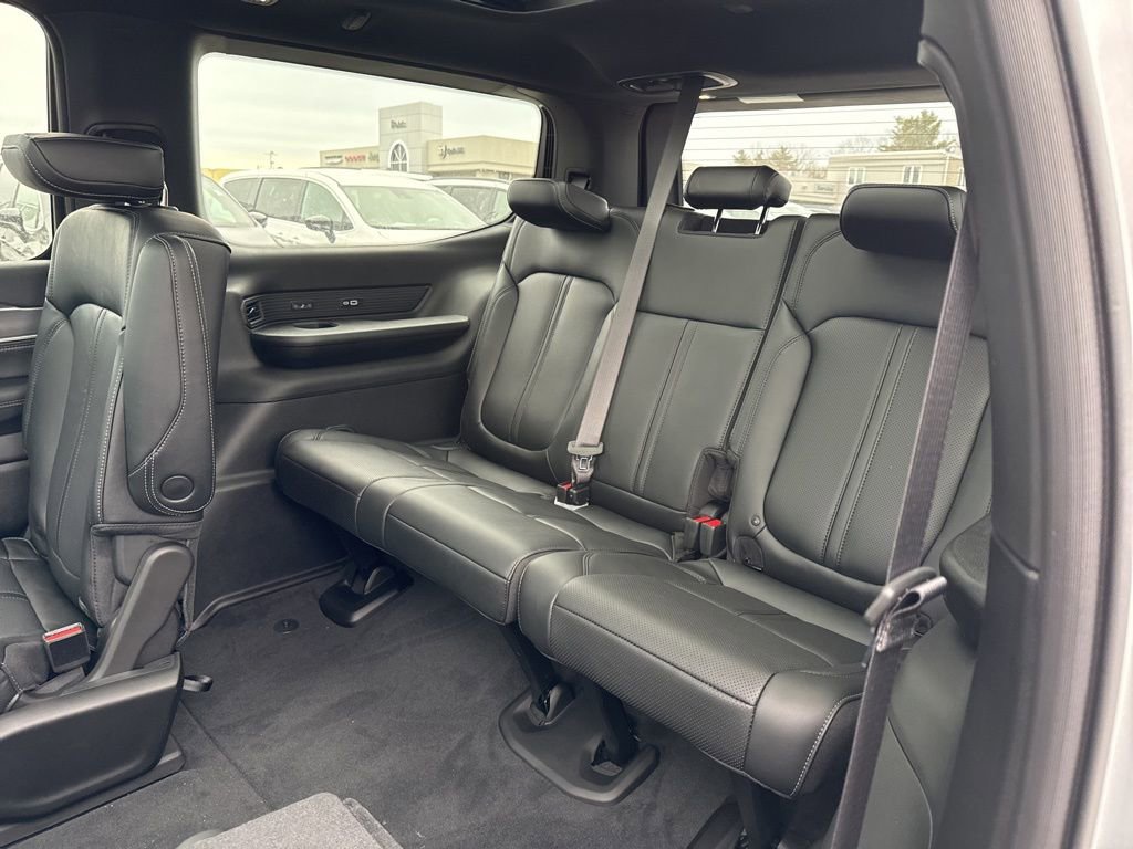 New 2026 Jeep Grand Wagoneer Limited image 25