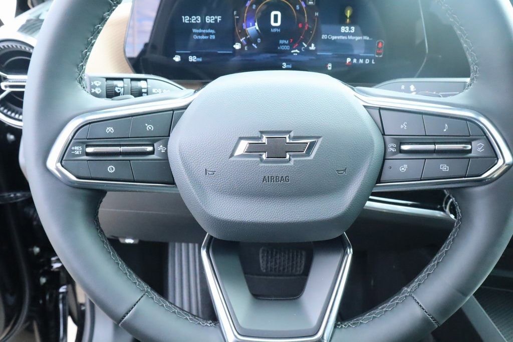 New 2026 Chevrolet Equinox ACTIV w/ Convenience Package III FWD image 3