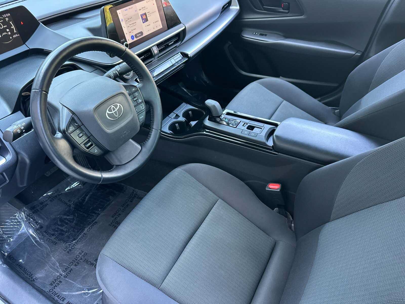 Used 2024 Toyota Prius LE FWD image 10