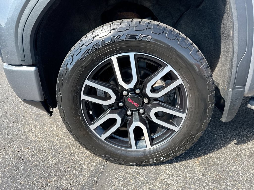 Used 2019 GMC Sierra 1500 AT4 w/ AT4 Premium Package AWD/4WD image 10