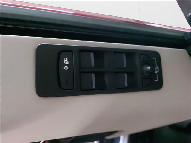 New 2025 Land Rover Discovery Sport S image 26