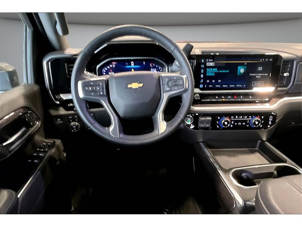 Used 2026 Chevrolet Silverado 2500 LTZ w/ LTZ Convenience Package AWD/4WD image 6