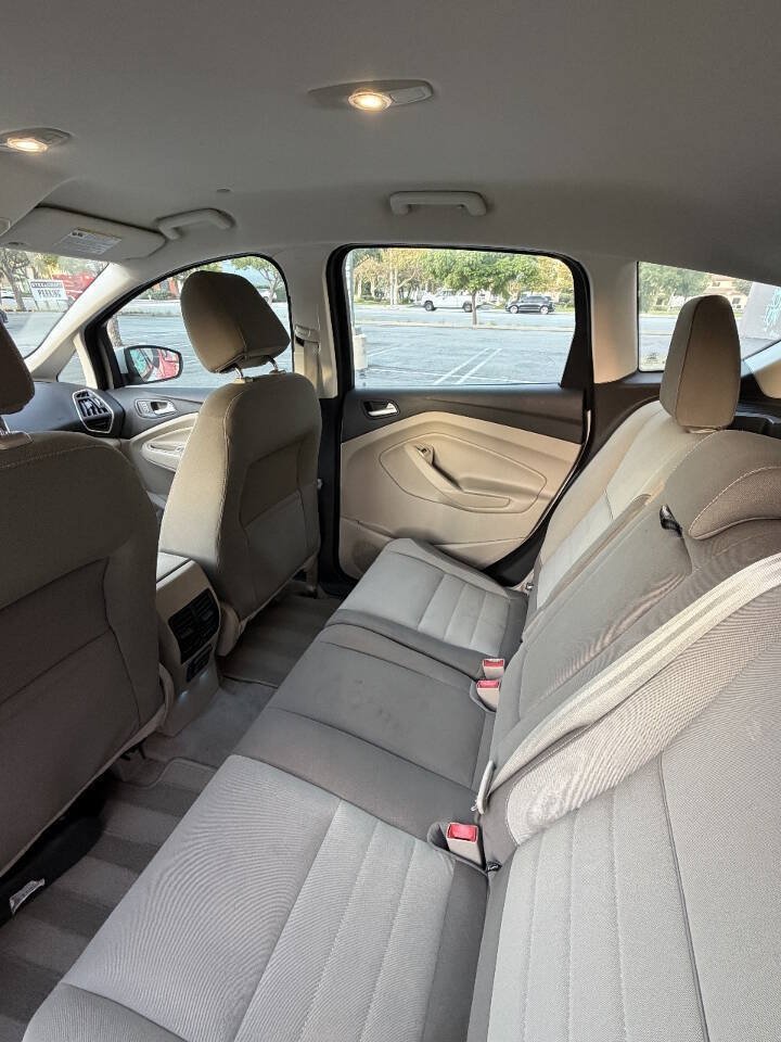 Used 2013 Ford C-MAX SE FWD image 9