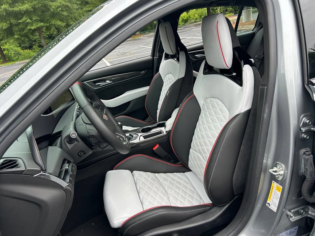 Used 2025 Cadillac CT5 V Blackwing w/ Parking Package RWD image 43