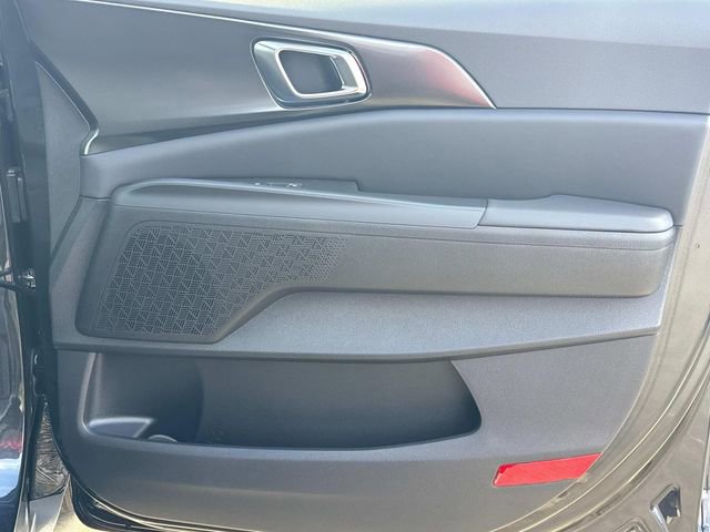 New 2026 Kia Carnival SX image 16