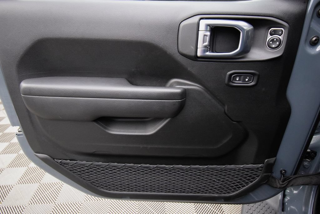 Used 2026 Jeep Wrangler Sport AWD/4WD image 27