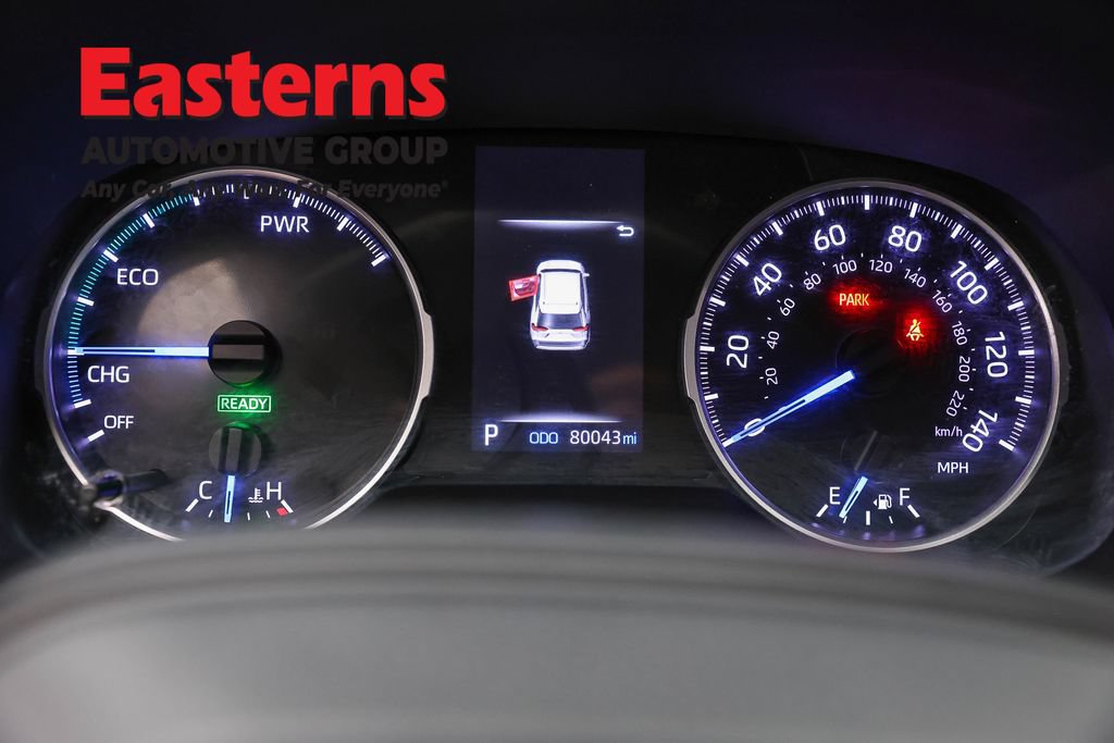 Used 2022 Toyota RAV4 LE AWD/4WD image 18