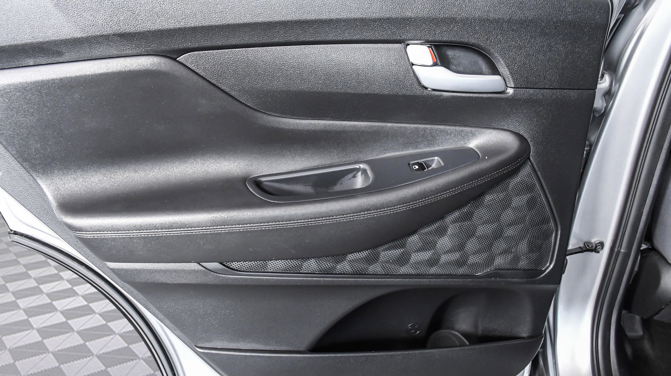 Used 2023 Hyundai Santa Fe SEL image 24