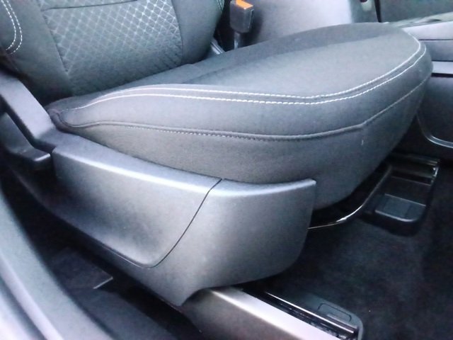 Used 2025 Ford Escape Active image 30