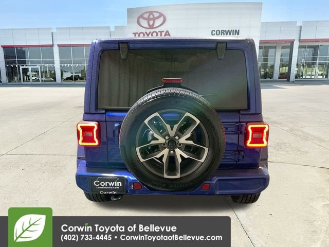 Used 2020 Jeep Wrangler Unlimited Sahara image 7