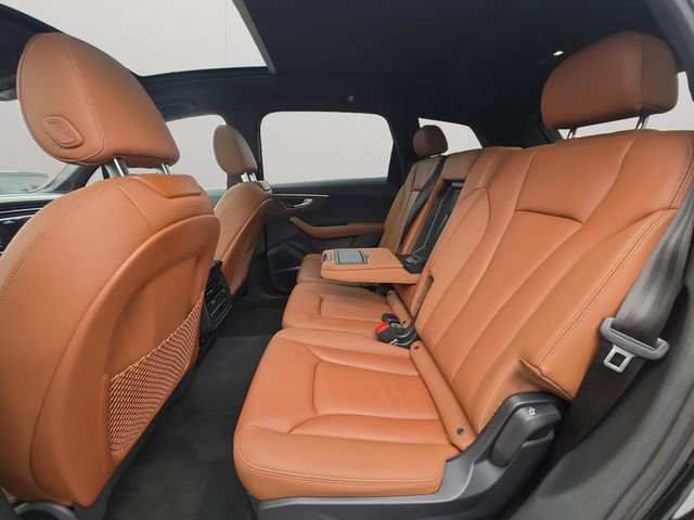 Used 2025 Audi Q7 3.0T Premium Plus image 12