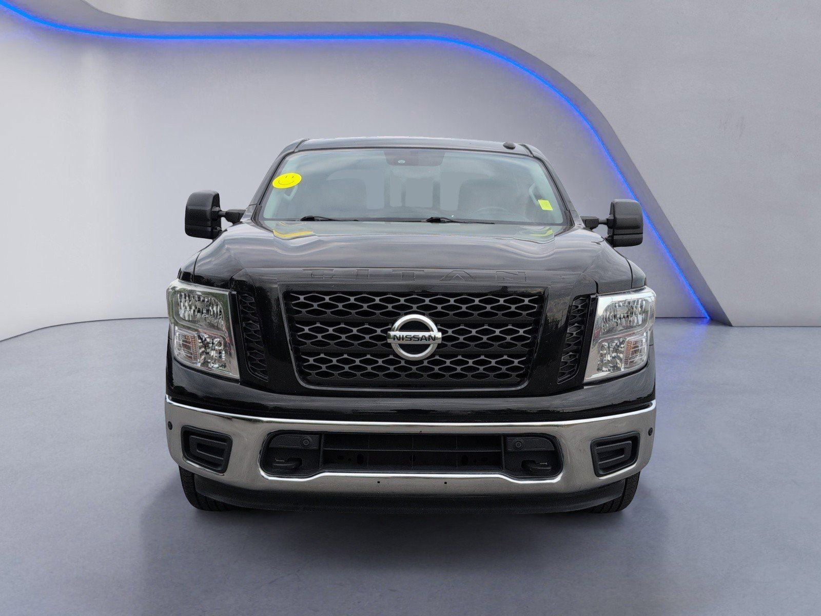 Used 2019 Nissan Titan SV w/ SV Convenience Package image 13
