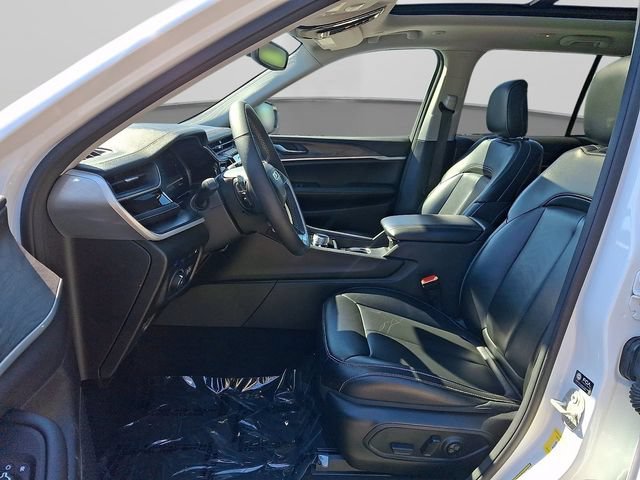 Used 2024 Jeep Grand Cherokee Limited 4xe AWD/4WD image 15