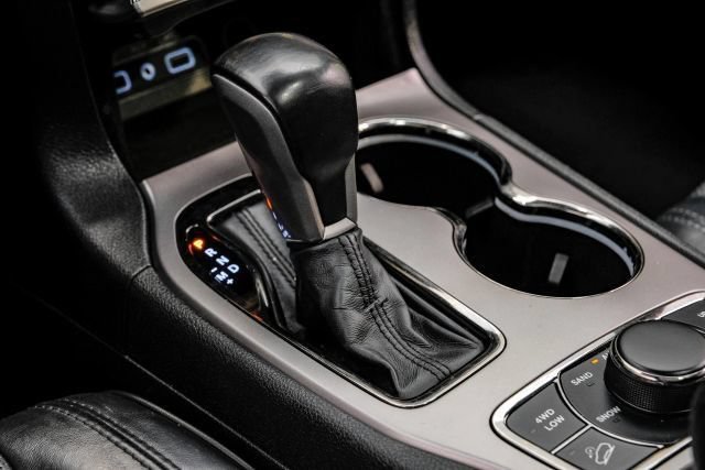 Used 2020 Jeep Grand Cherokee High Altitude AWD/4WD image 27