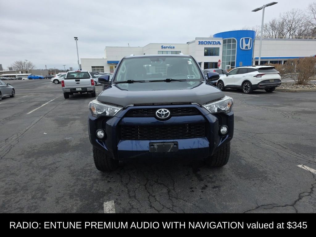 Used 2016 Toyota 4Runner SR5 image 2