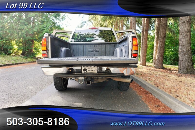 Used 2004 GMC Sierra 2500 SLT w/ Heavy-Duty Power Package AWD/4WD image 28